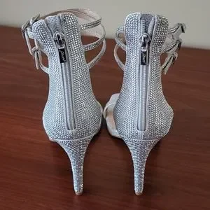 Badgley Mischka | Shoes | Hp Jewel Badgley Mischka Regina  display picture 1